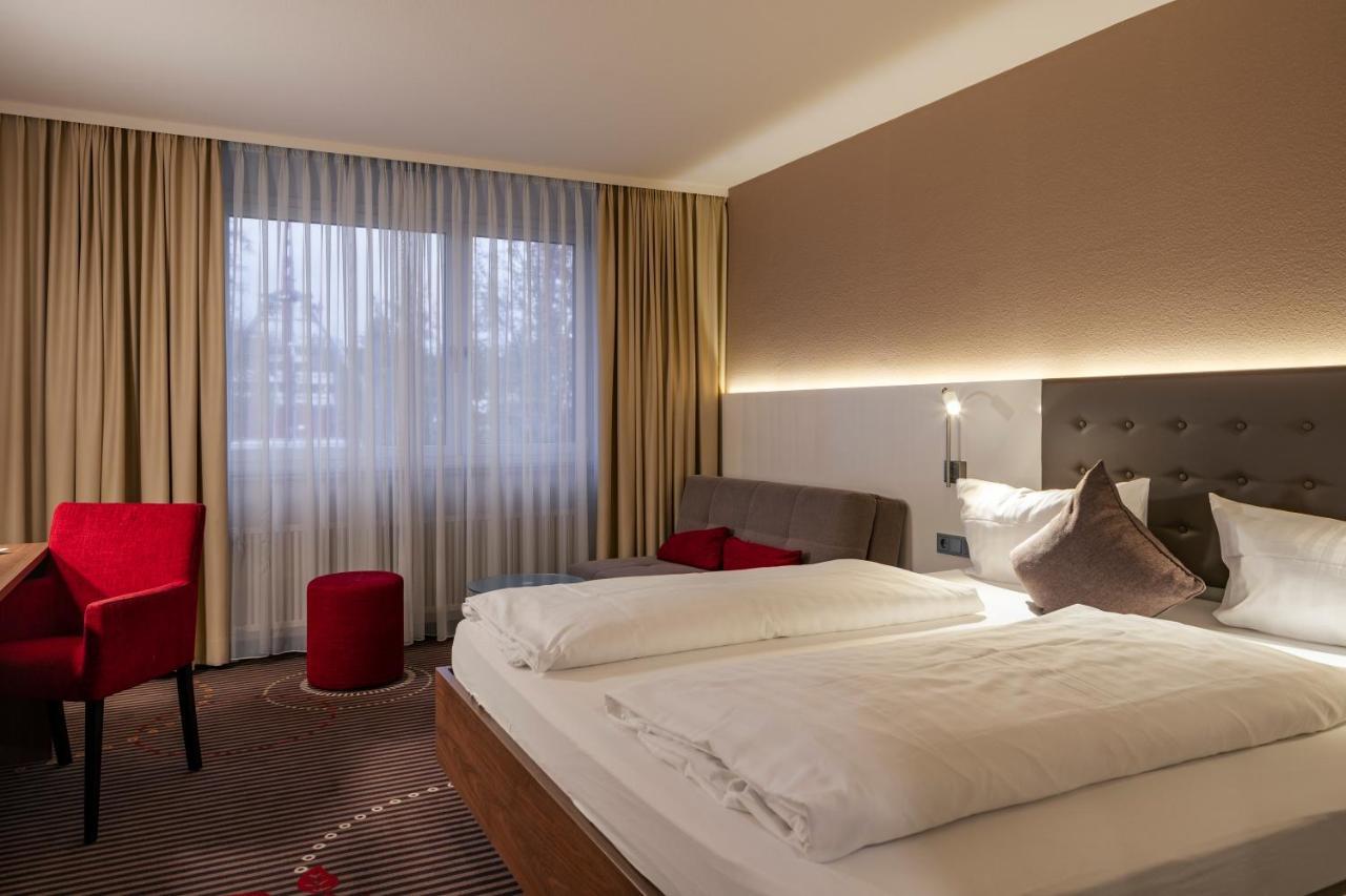 Hotel Fuchsen Кирххайм унтер Тек Екстериор снимка