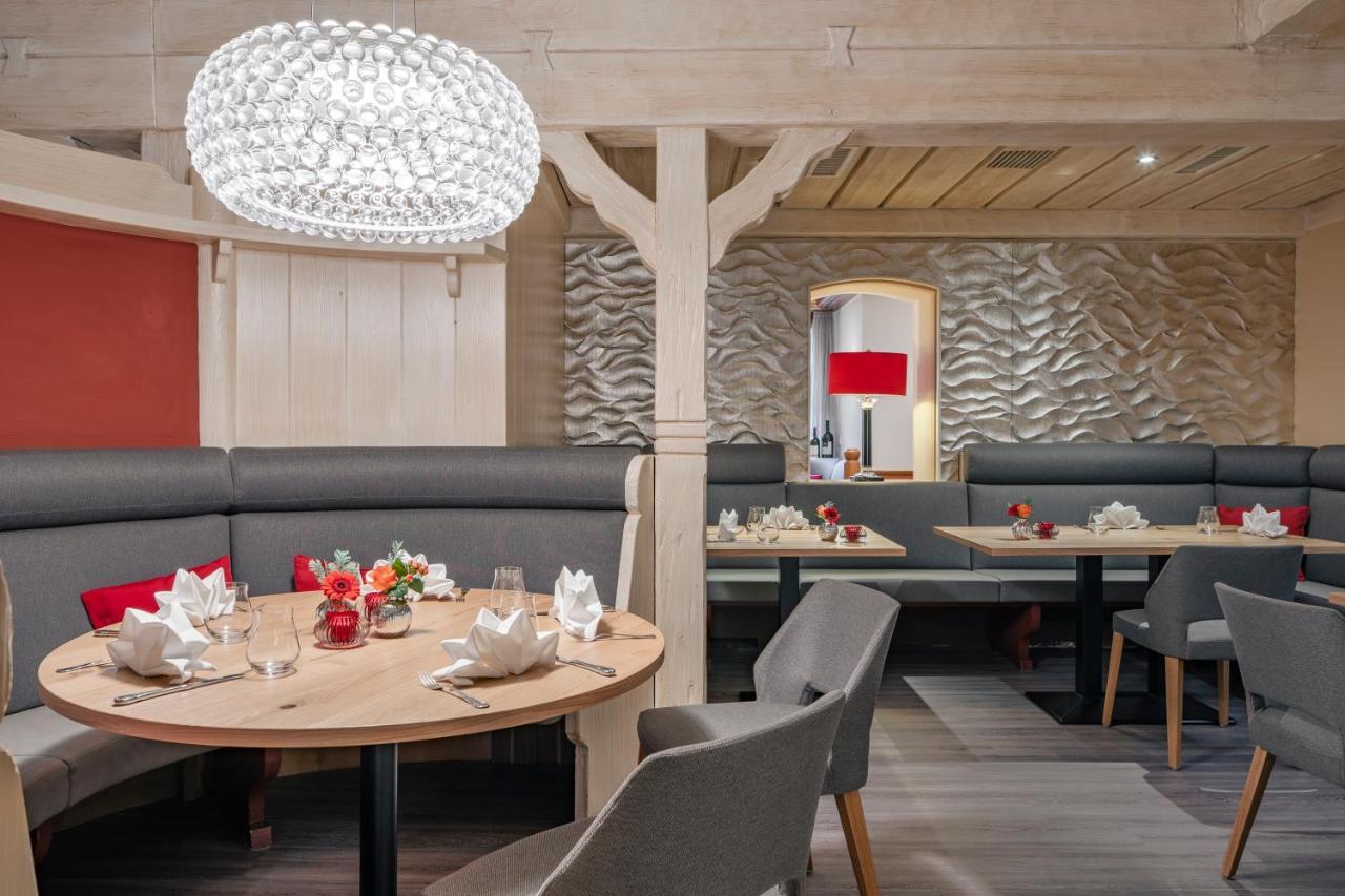 Hotel Fuchsen Кирххайм унтер Тек Екстериор снимка