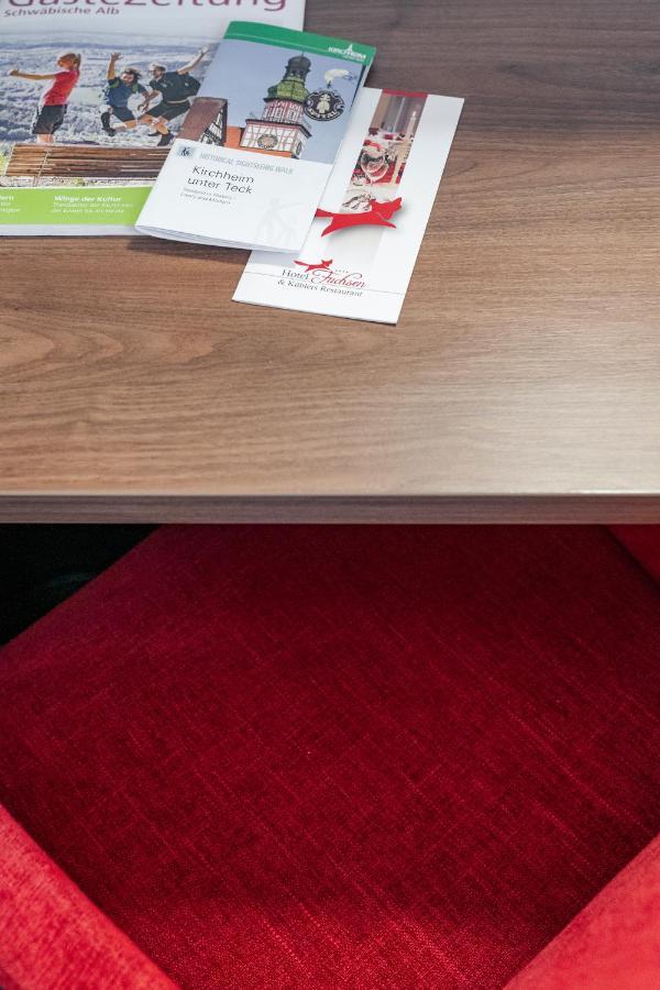 Hotel Fuchsen Кирххайм унтер Тек Екстериор снимка